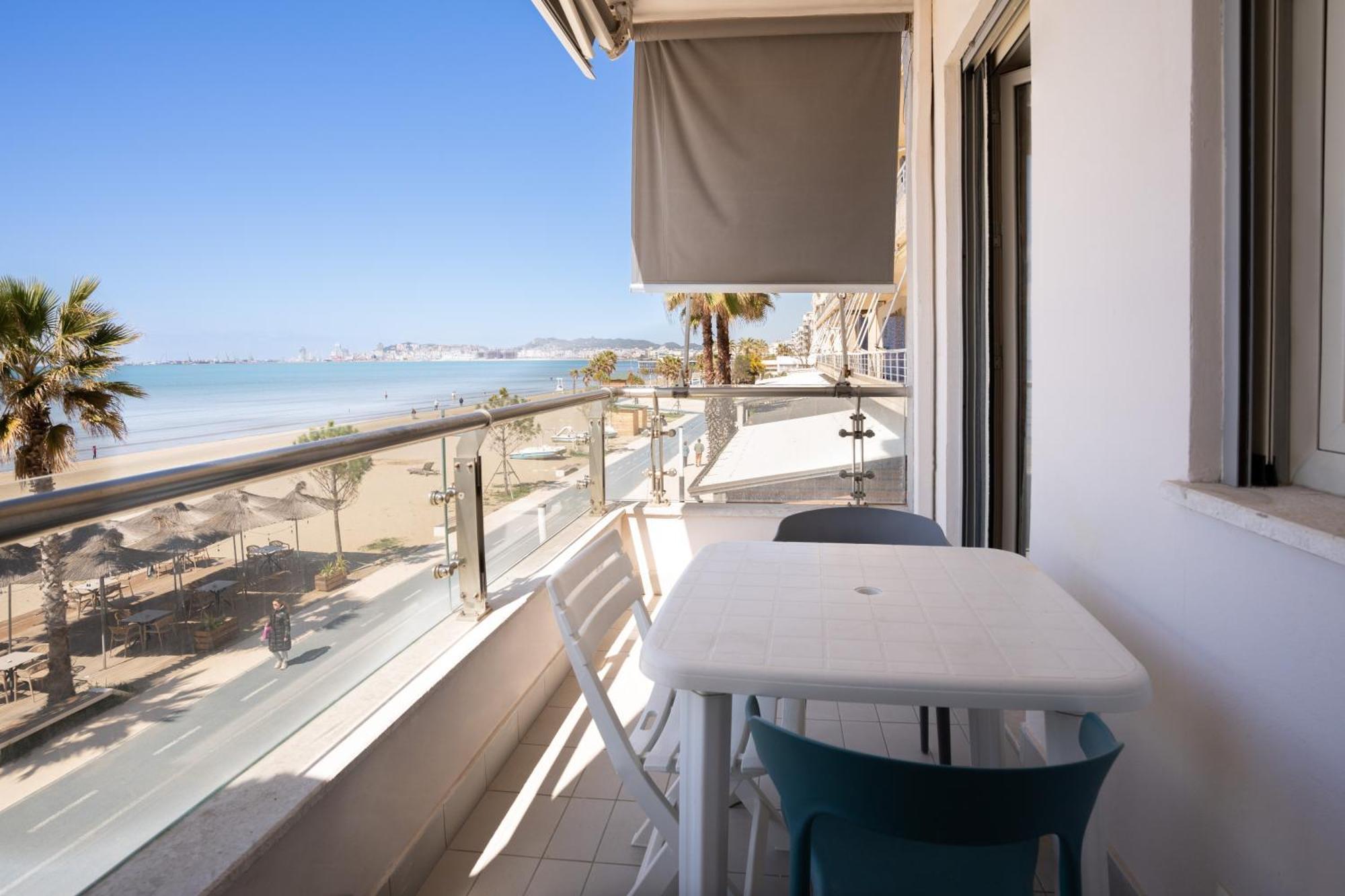 Sea View-Apartment On The Beach - Durrs2 Durrës Kültér fotó